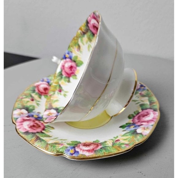 Tea cup and Saucer, Vintage Paragon, Tapestry Rose, Pink Cabbage Roses - Picture 2 of 9